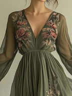 Laurelle™ Elegant Chiffon Dress